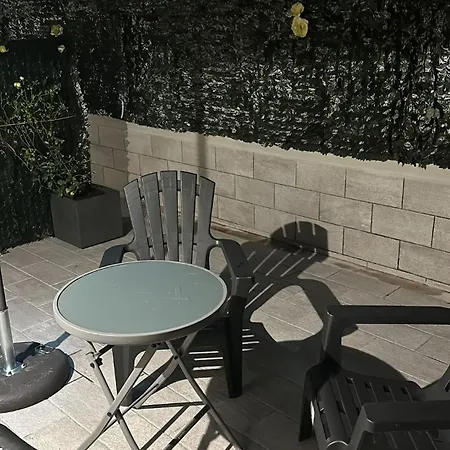 Adam Eric 斯培西亚